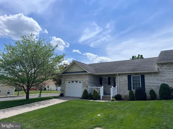561 Great Oak Ct, Woodstock, VA 22664