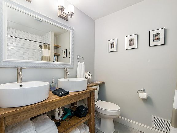 2nd image of 1293 Dennison Ave #1