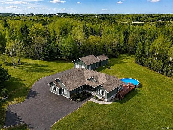 2nd image of 76 Daniel Dr