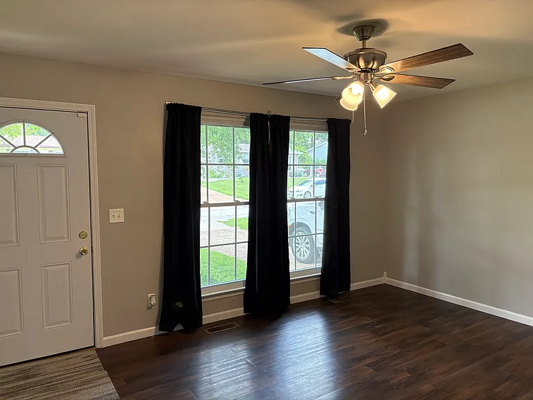 5236 Ville Angela Ln — Photo 4