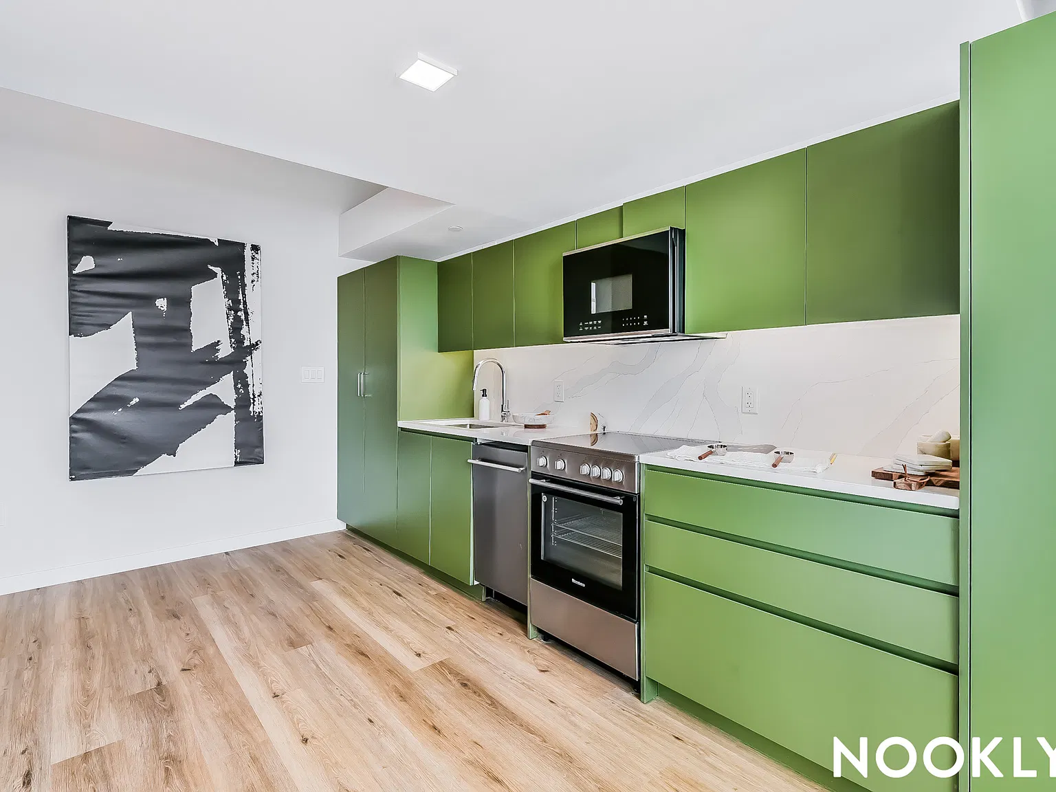 619 Throop Avenue — Photo 4