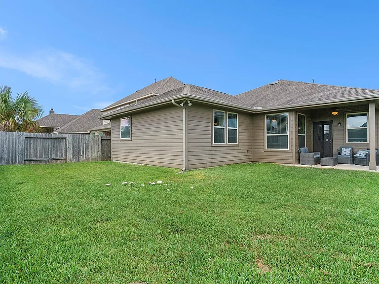 2449 Pamplona Ln — Photo 20