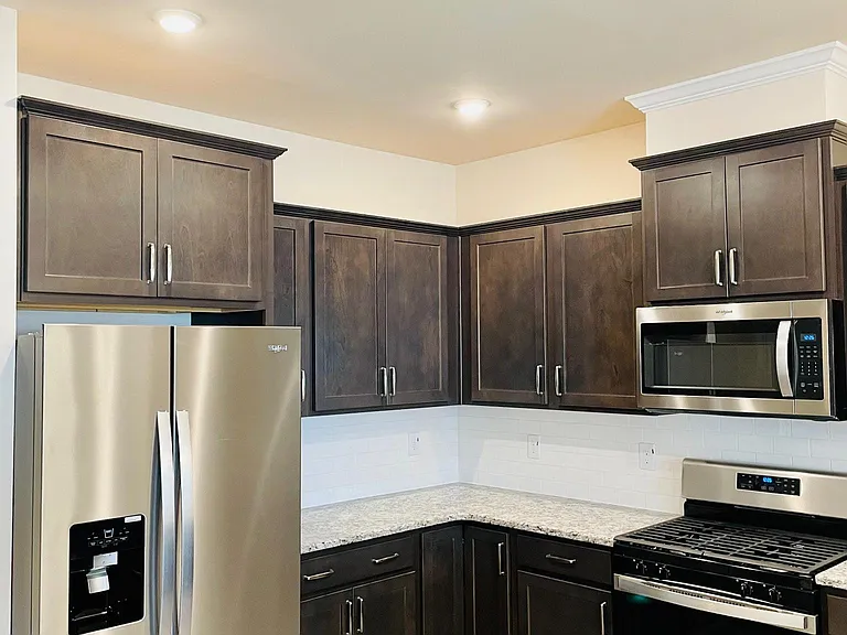 2402 Hedge Maple Dr — Photo 6