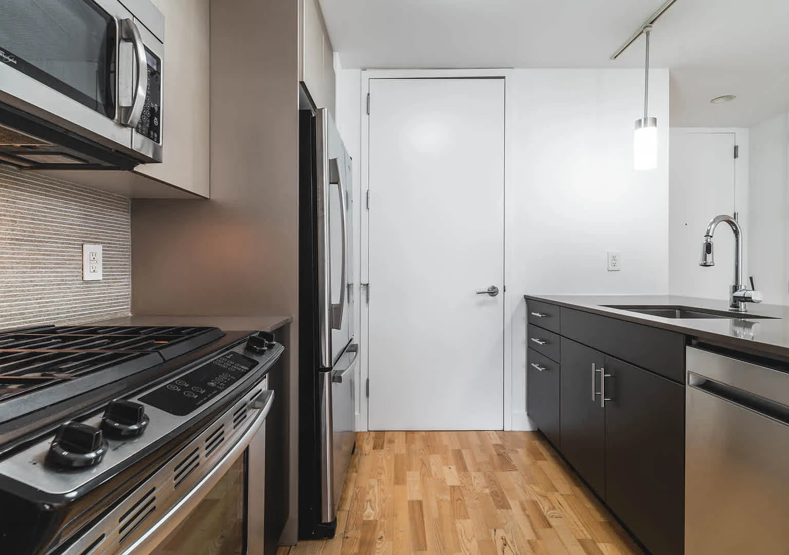 500 West 23rd Street — Photo 4