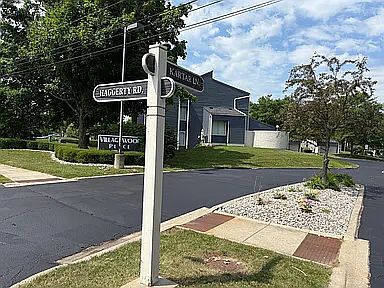 cross streets