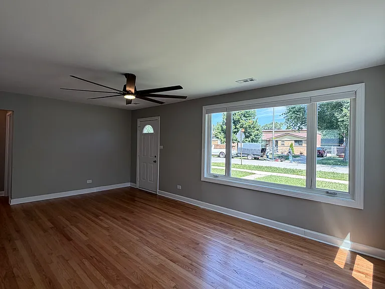 4025 W 106th Pl — Photo 7