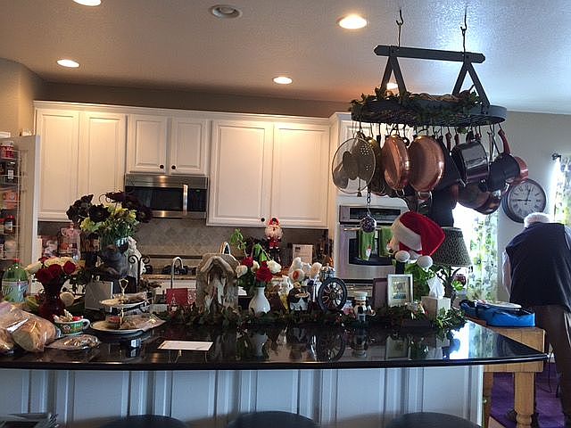 Kitchen bar
