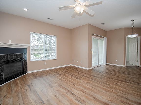 5th image of 1340 SE Florence Dr Unit 20U