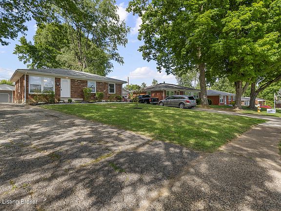 3rd image of 3512 Saint Edwards Dr