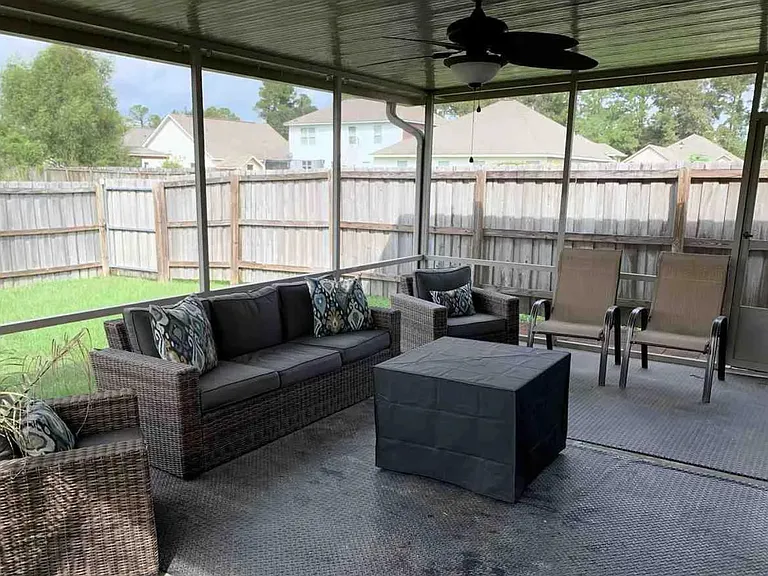 532 Glenway Dr — Photo 18