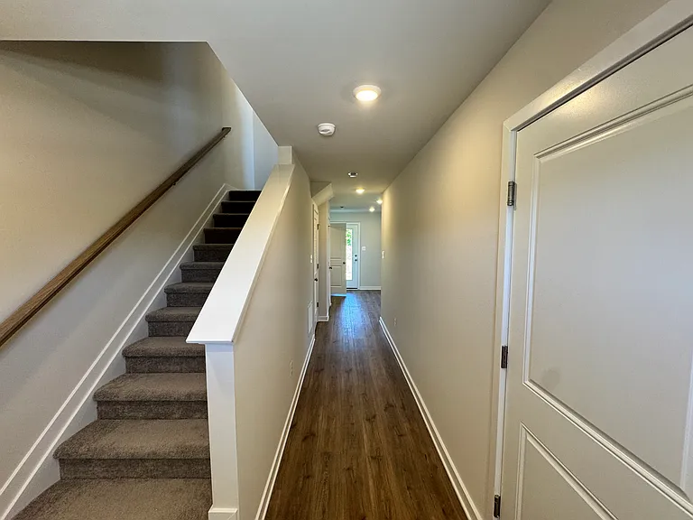 352 Mingo Way #352 — Photo 10
