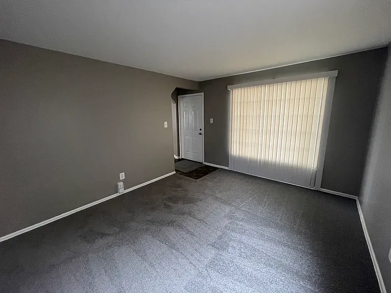 26844 La Salle St — Photo 16