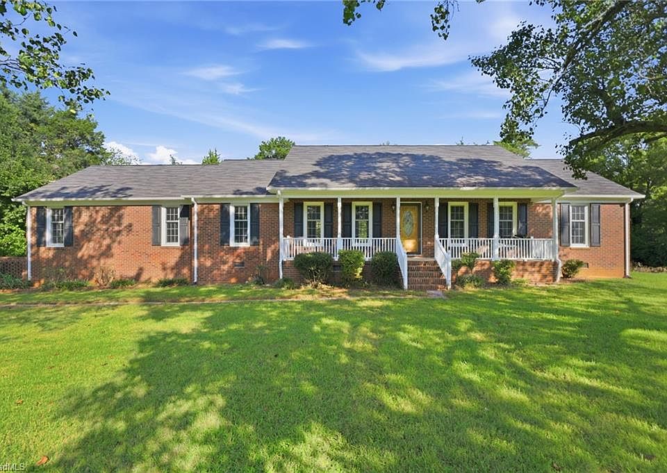 1st image of 3443 Grant Rd