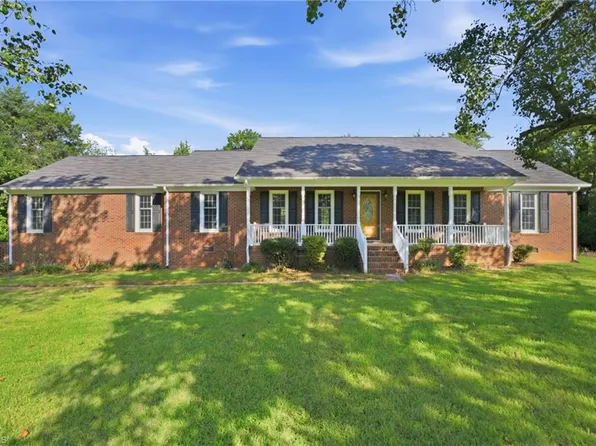 3443 Grant Rd, Haw River, NC 27258