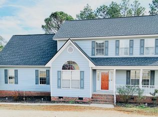 5041 Miranda Dr, Hope Mills, NC 28348