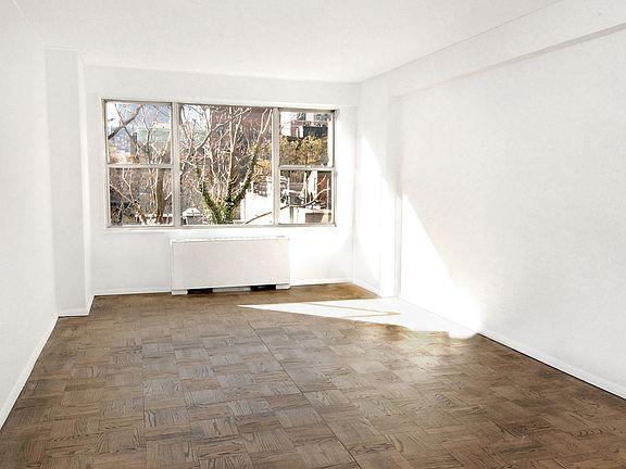 3rd image of 230 E 79th St APT 6A