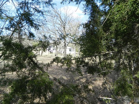 4th image of 1321 B St #100