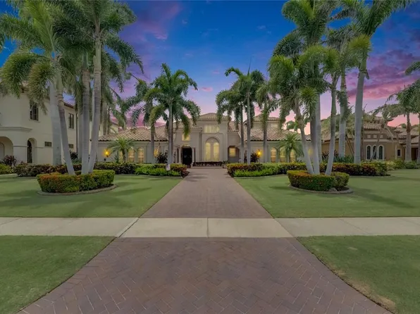 624 Balibay Rd, Apollo Beach, FL 33572