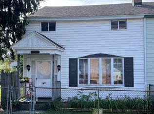 40 114th St, Troy, NY 12182