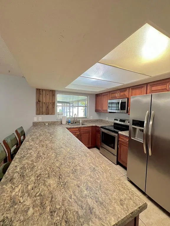 1214 Fairlane Ct — Photo 4