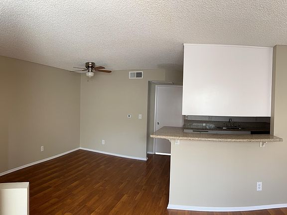 5th image of 1243 Stanley Ave