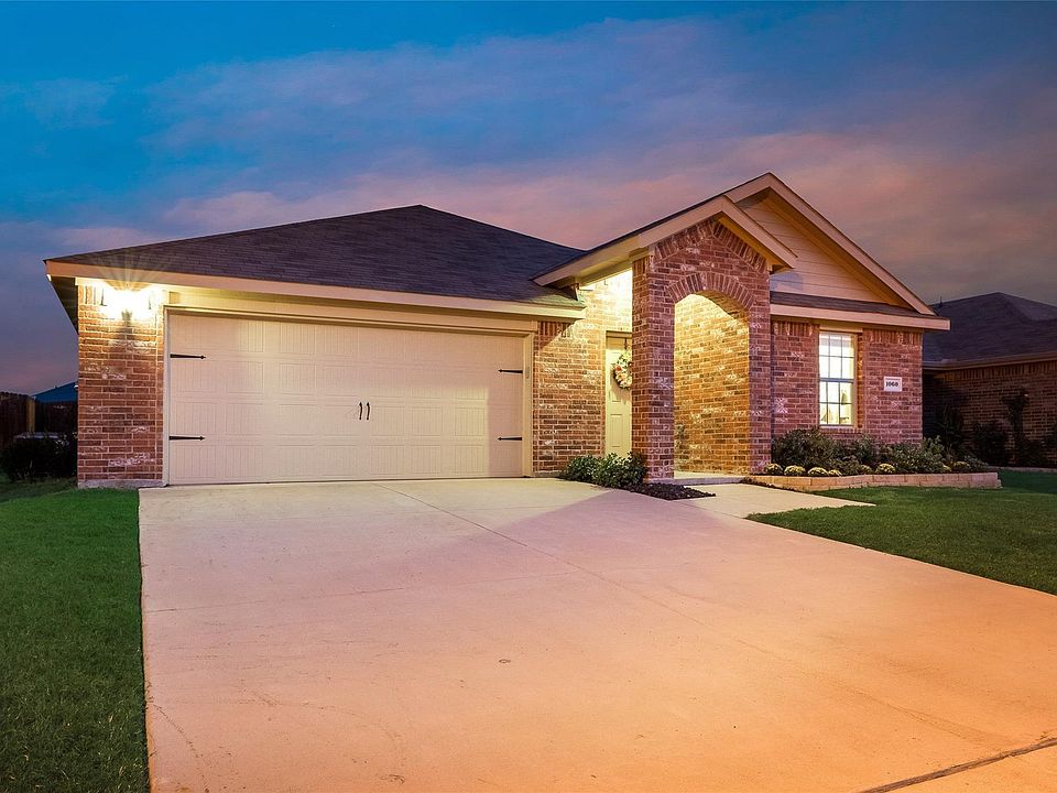 1st image of 1060 Decker Dr