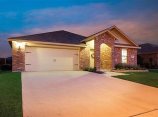 1060 Decker Dr, Fate, TX 75189