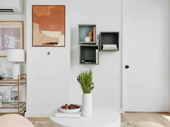 16 West Street image 17 of 22