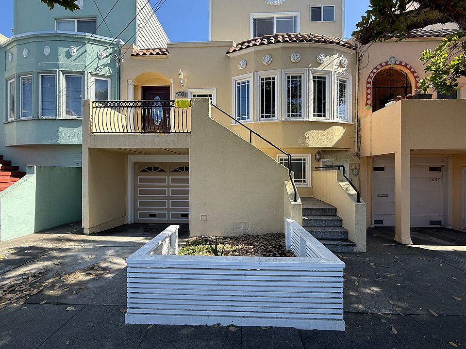 1st image of 1021 Santiago St