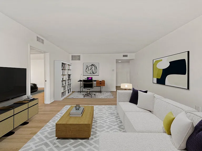 Rexford Drive Apartments — Photo 20