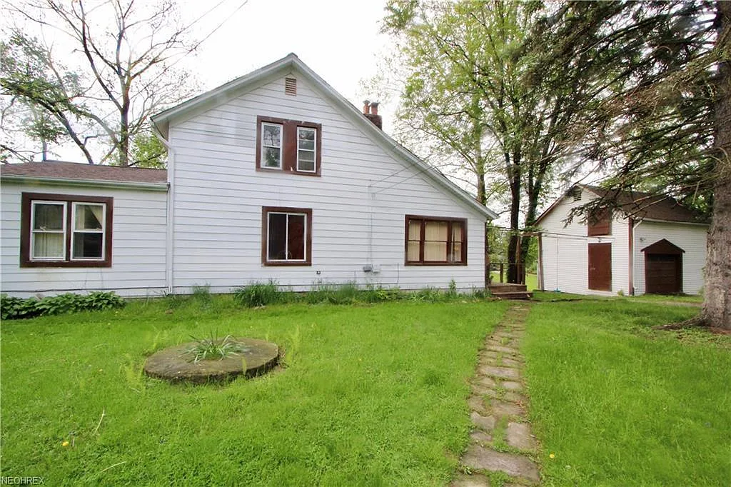18349 Fowles Rd photo 1