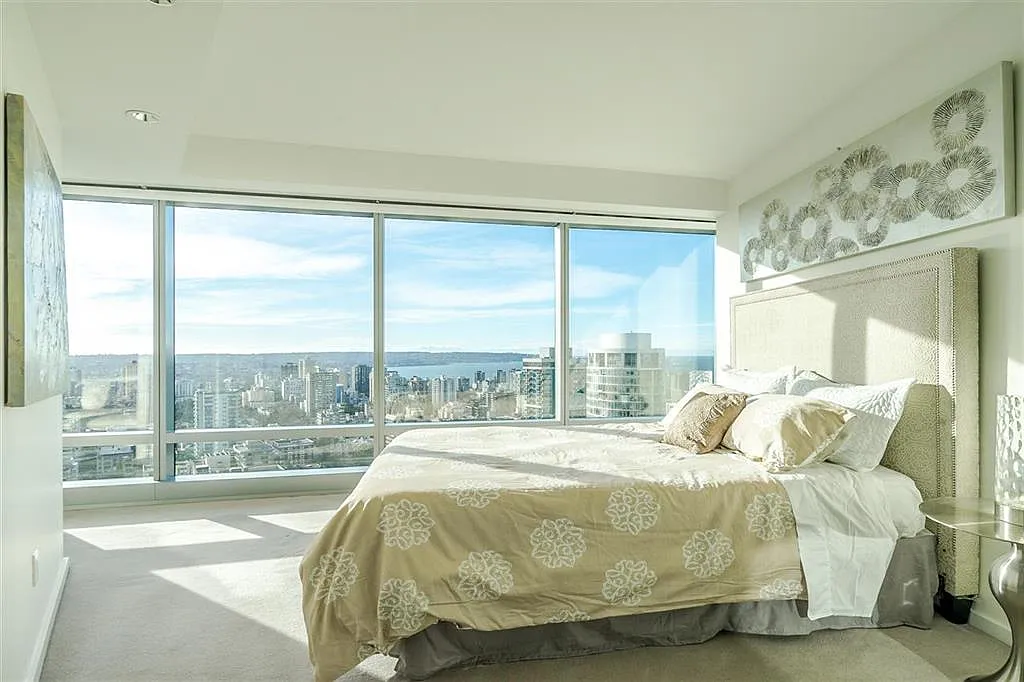 2 bed, 1170 sqft, $6,600 — Photo 4