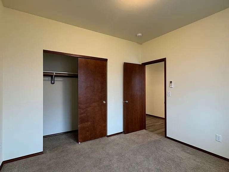 2003 W Sunnyview Ln — Photo 6
