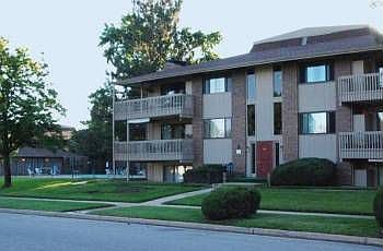 1st image of 600 Manhattan Dr #3A