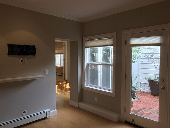 4th image of 1081 14th St #A