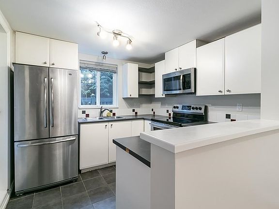 5th image of 1111 Lynn Valley Rd #115