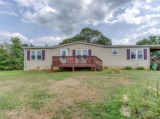 1044 Rose Petal Ln, Goodview, VA 24095