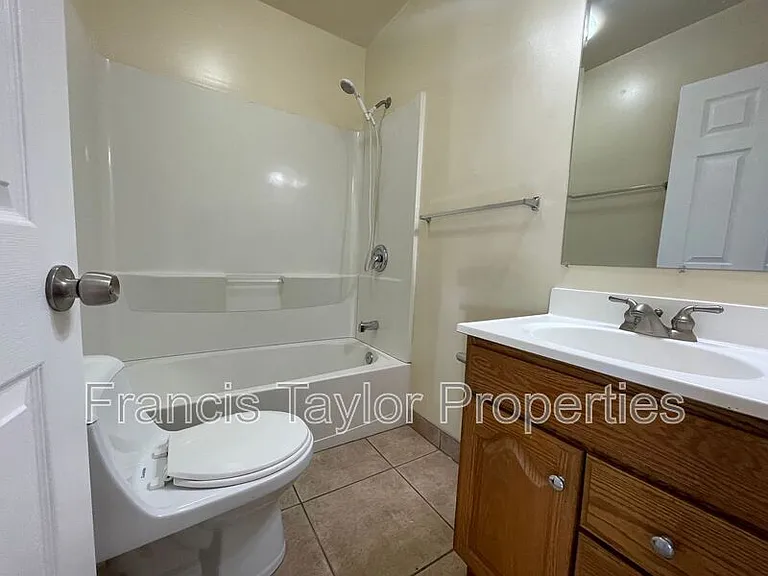 1214 S Escondido Blvd #6 — Photo 12