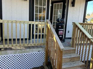 1815 Wilmington St #B, New Bern, NC 28560