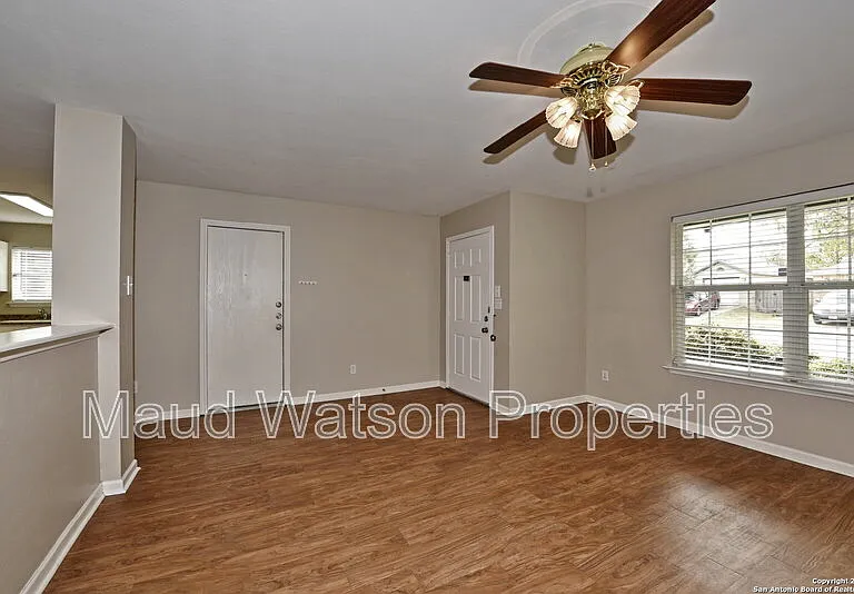 10727 N Shaenridge — Photo 18