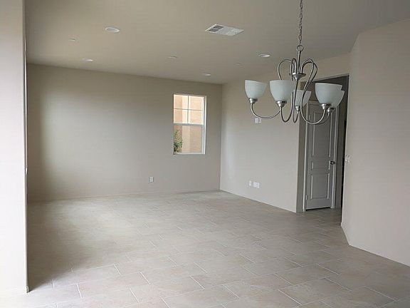 3rd image of 40045 Calle Real
