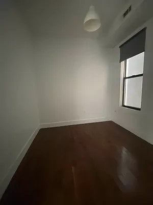 Rented by Hagstrom Management Inc | media 10