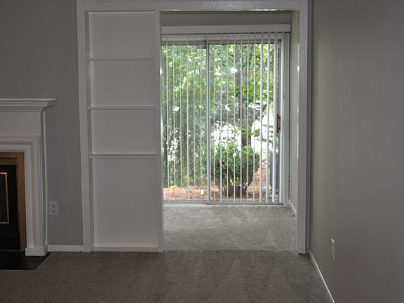 3rd image of 71 Fair Haven Way SE