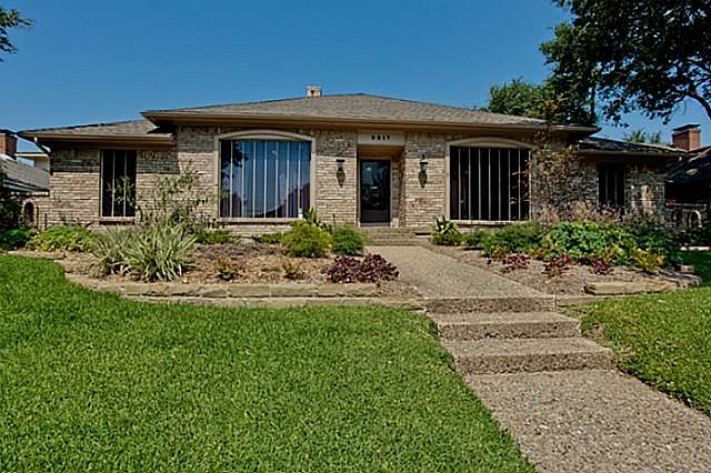 1st image of 9617 Mill Hollow Dr