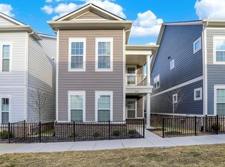 994 Astor Ln, Carmel, IN 46032