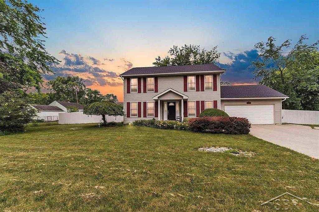 1305 Jodie Lynn Ln, Essexville, MI 48732 Zillow