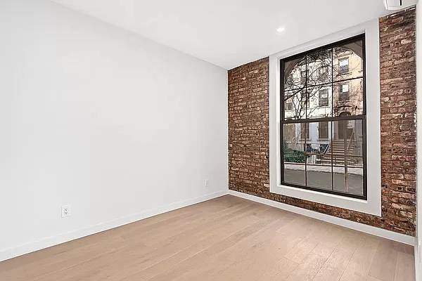 Rented by Camelot Realty Group | media 18