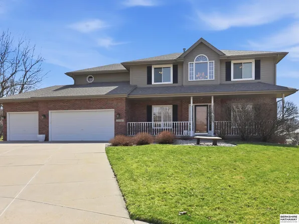18205 Cedar Cir, Omaha, NE 68130