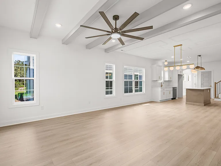 124 Arbor Ridge Cir — Photo 13