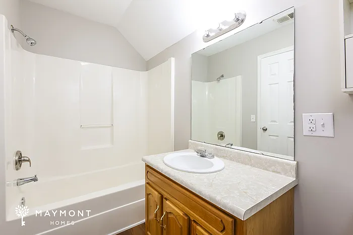 101 Luke Ct — Photo 14